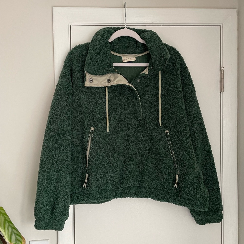 Green Cropped Fleece/Sherpa Pullover